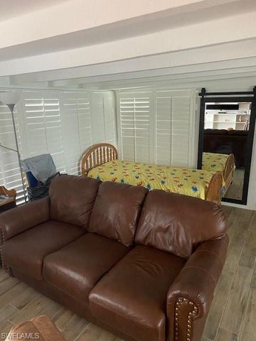 2647 Pine ST, Matlacha, FL 33993