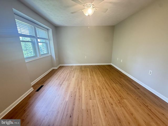 824 APPLESEED CT, Winchester, VA 22601
