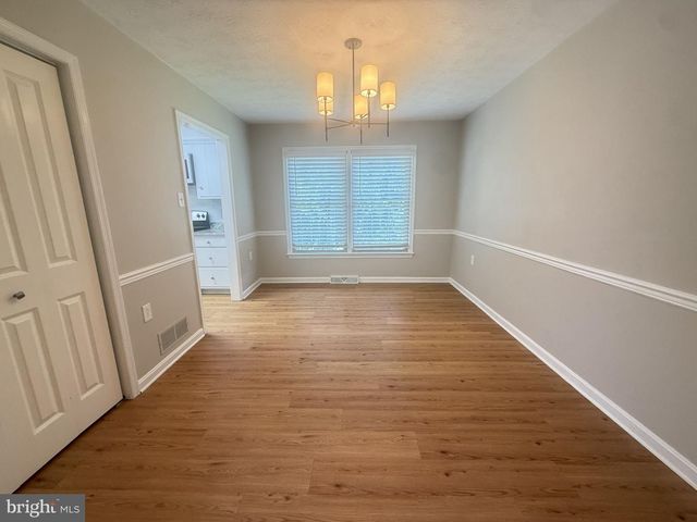 824 APPLESEED CT, Winchester, VA 22601