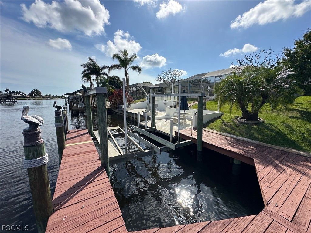 Image 31 of property listing at 3109 SE 10th AVE, Cape Coral, FL 33904