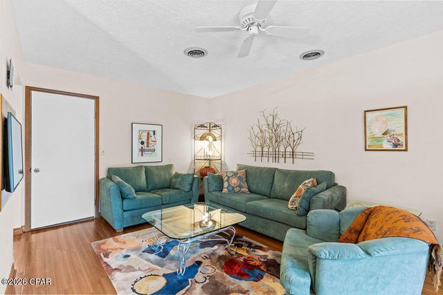 1945 Shenandoah Boulevard, Chipley, FL 32428