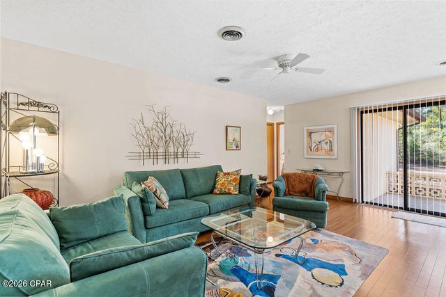 1945 Shenandoah Boulevard, Chipley, FL 32428