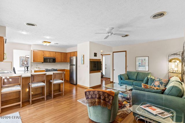 1945 Shenandoah Boulevard, Chipley, FL 32428