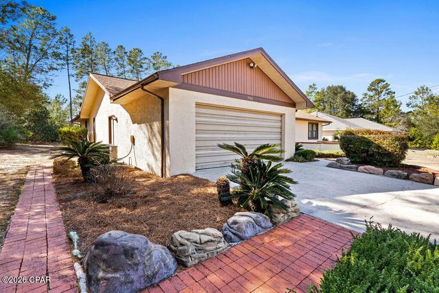 1945 Shenandoah Boulevard, Chipley, FL 32428