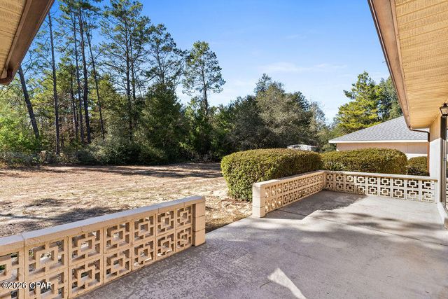 1945 Shenandoah Boulevard, Chipley, FL 32428