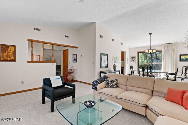 1945 Shenandoah Boulevard, Chipley, FL 32428