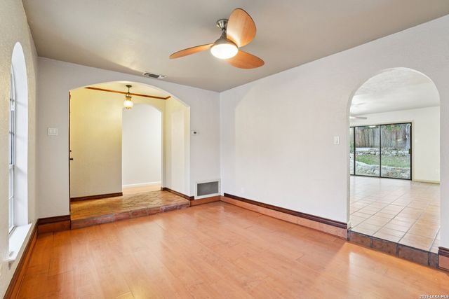 6306 Sunview, Leon Valley, TX 78238