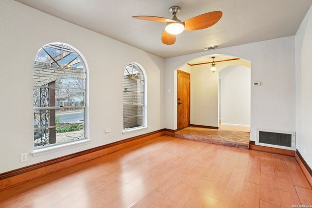 6306 Sunview, Leon Valley, TX 78238