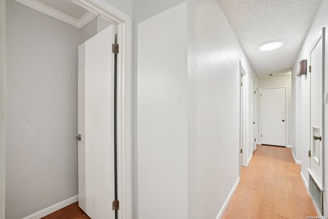 6306 Sunview, Leon Valley, TX 78238