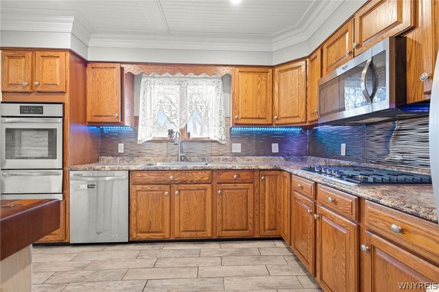 208 Trumbull Parkway, Batavia City, NY 14020