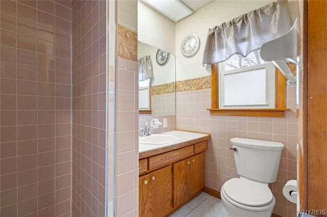 208 Trumbull Parkway, Batavia City, NY 14020