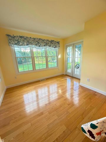38228 John P St Street, Clinton Township, MI 48036