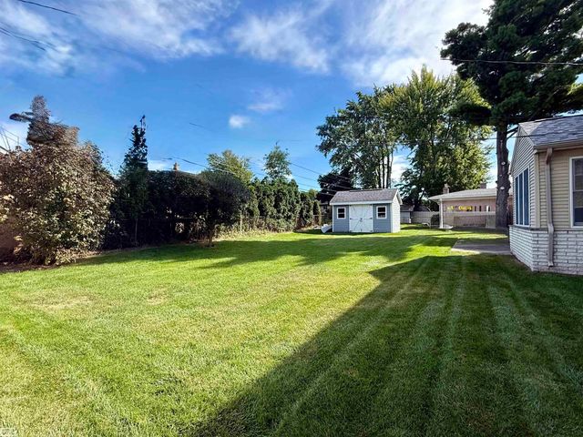 38228 John P St Street, Clinton Township, MI 48036