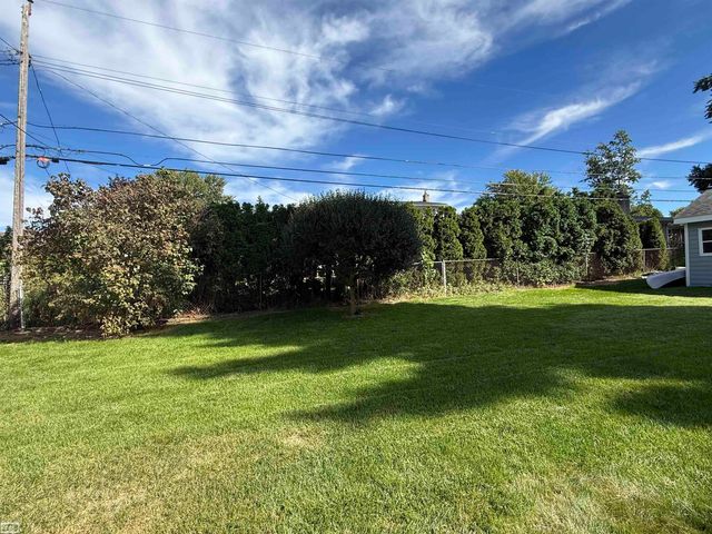 38228 John P St Street, Clinton Township, MI 48036
