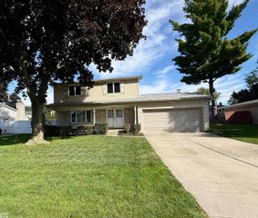 38228 John P St Street, Clinton Township, MI 48036