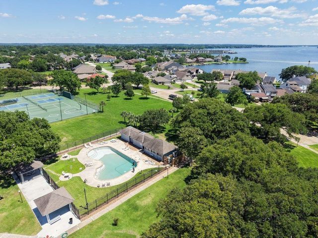 1607 Schooner Point, Willis, TX 77318