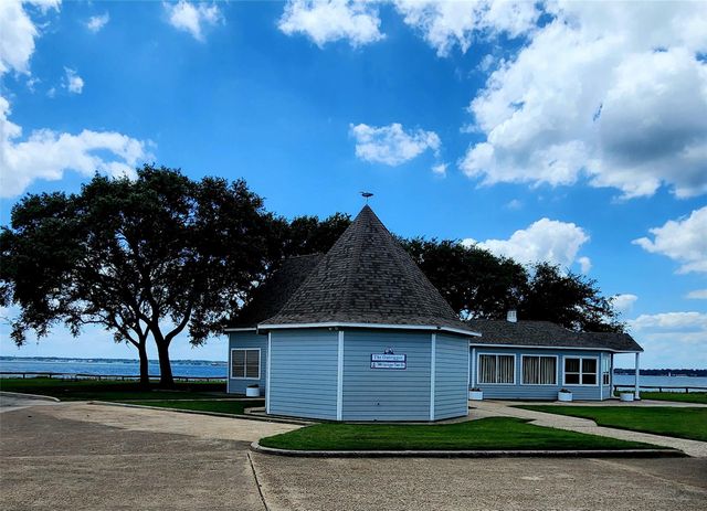 1607 Schooner Point, Willis, TX 77318