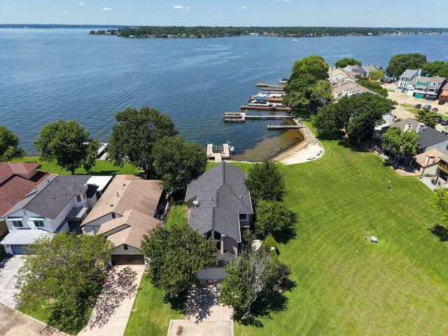 1607 Schooner Point, Willis, TX 77318