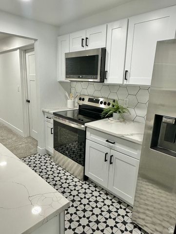 3442 NAVAJO LN, Provo, UT 84604