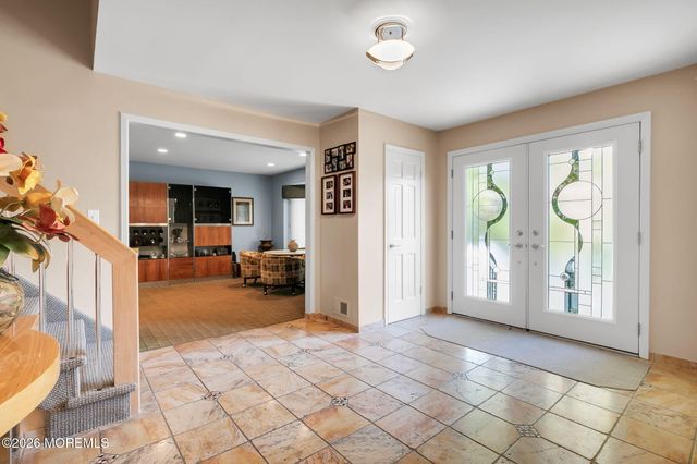 7 Monroe Drive, Marlboro, NJ 07746