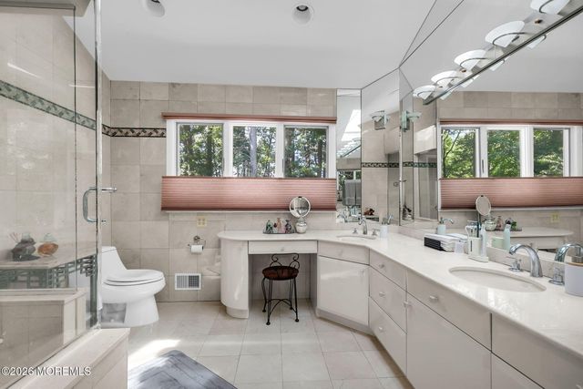 7 Monroe Drive, Marlboro, NJ 07746