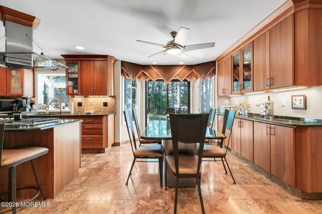7 Monroe Drive, Marlboro, NJ 07746
