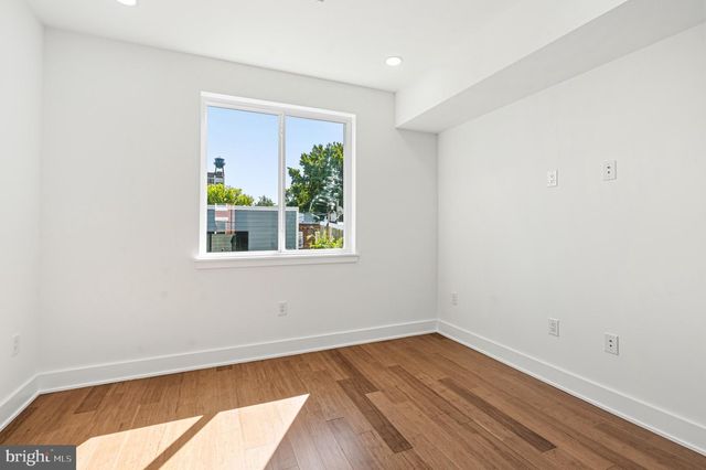 2021 N 4TH ST, Philadelphia, PA 19122