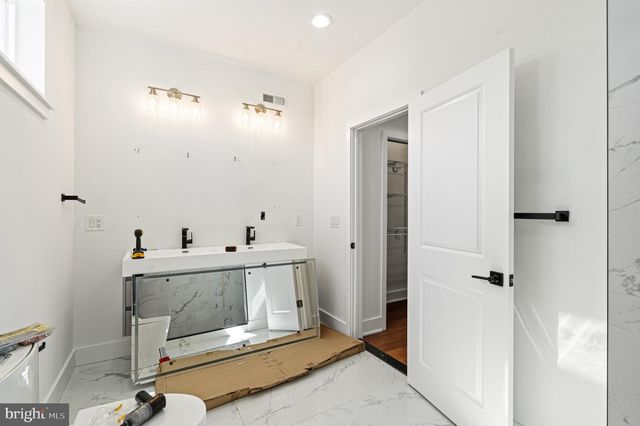 2021 N 4TH ST, Philadelphia, PA 19122