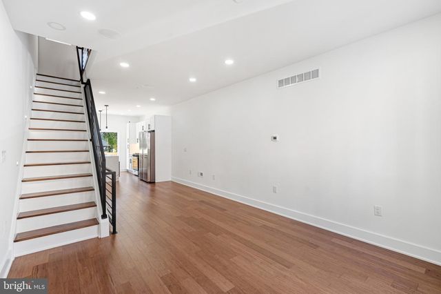 2021 N 4TH ST, Philadelphia, PA 19122