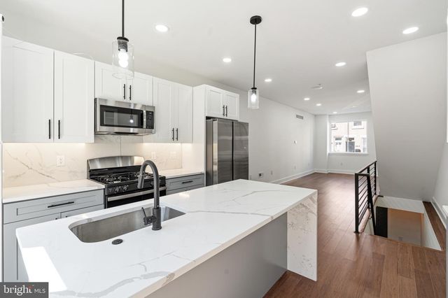 2021 N 4TH ST, Philadelphia, PA 19122