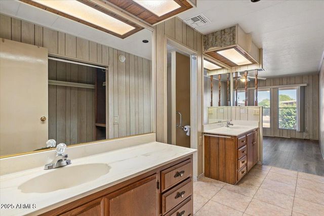 9042 E OLIVE Lane S, Sun Lakes, AZ 85248