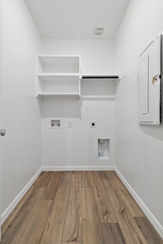 952 Dustwood Drive, Fort Worth, TX 76052