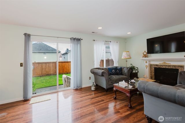 2729 SW Egret Street, Port Orchard, WA 98367