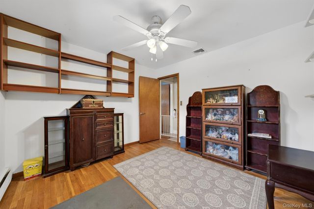 21 Scotchtown Drive, Middletown, NY 10941