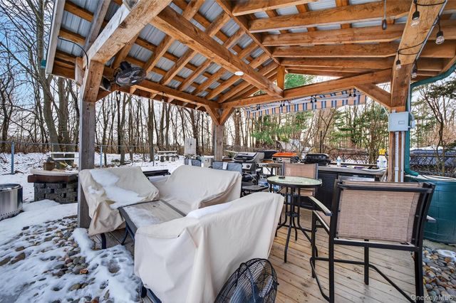 21 Scotchtown Drive, Middletown, NY 10941