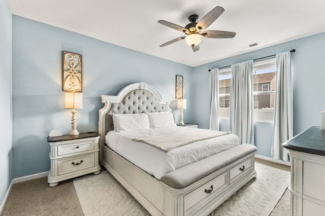 2055 Tate Farm Ln, White House, TN 37188