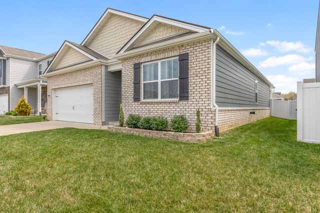 2055 Tate Farm Ln, White House, TN 37188