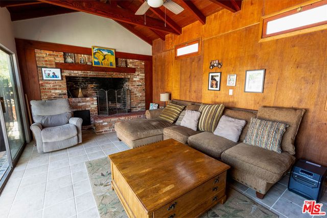 6058 W 76th Street, Los Angeles, CA 90045