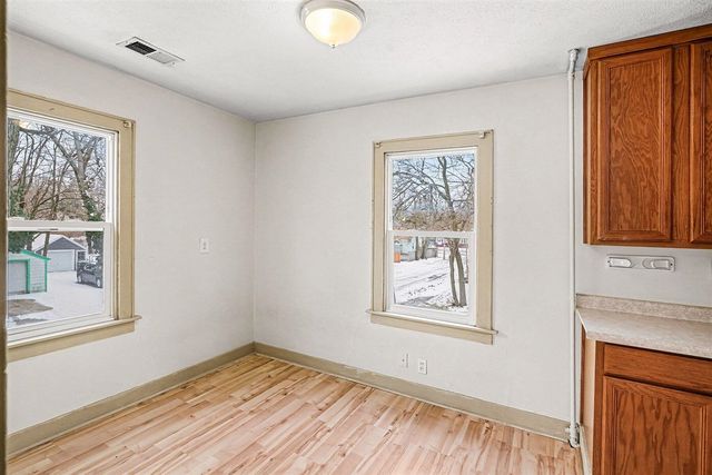 903 Southworth Terrace, Kalamazoo, MI 49048