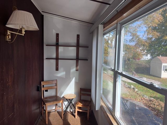 30 Gray St, Somerset, MA 02726