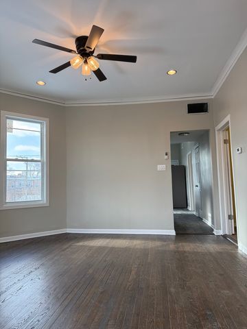 7144 S Saint Lawrence Avenue, Chicago, IL 60619