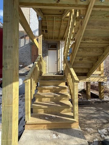 7144 S Saint Lawrence Avenue, Chicago, IL 60619