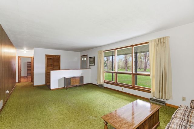 4960 Orangeport Road, Clay, NY 13029