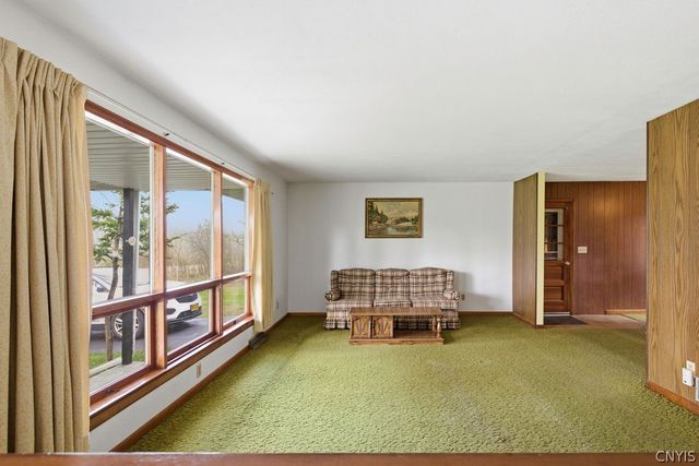 4960 Orangeport Road, Clay, NY 13029