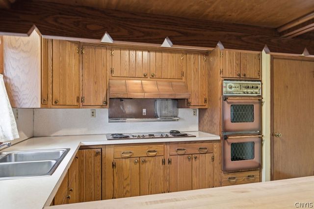 4960 Orangeport Road, Clay, NY 13029
