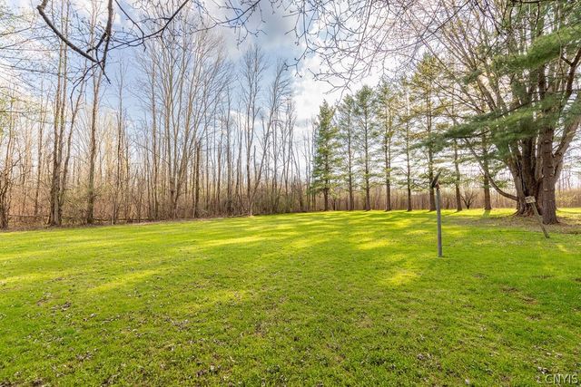 4960 Orangeport Road, Clay, NY 13029
