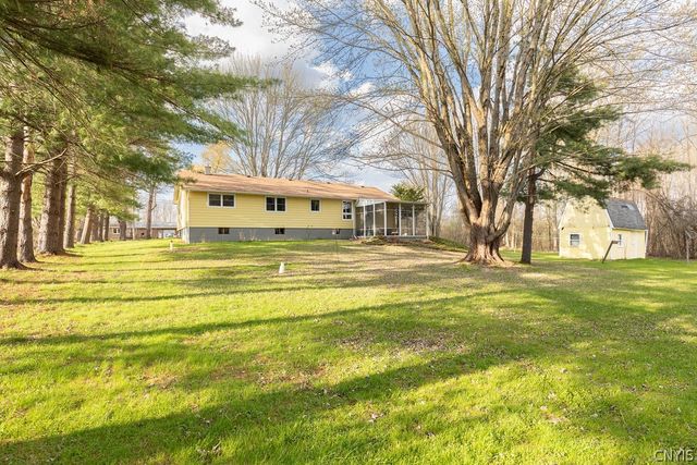 4960 Orangeport Road, Clay, NY 13029