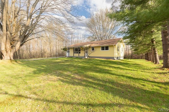 4960 Orangeport Road, Clay, NY 13029