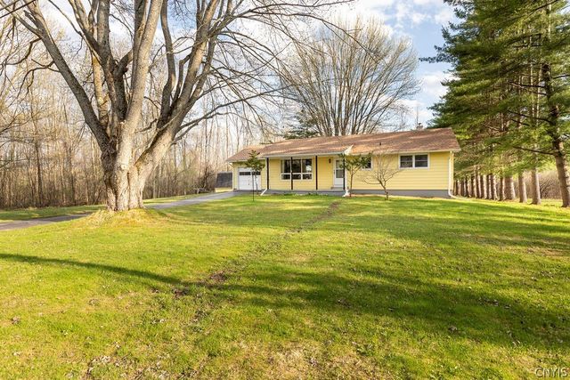 4960 Orangeport Road, Clay, NY 13029
