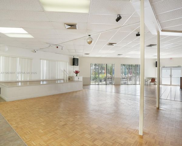 2900 NW 48th Terrace 117, Lauderdale Lakes, FL 33313